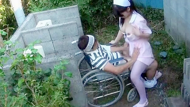 松田舞的诱惑性舔阴在独家日本JAV情侣视频中