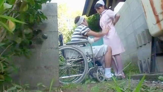 松田舞的诱惑性舔阴在独家日本JAV情侣视频中