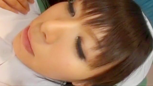 日本美女岛由莉亚的性感护士角色在史上最棒JAV场景中!!