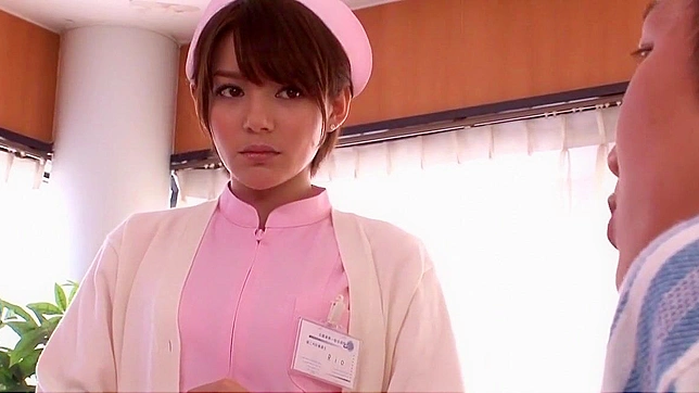 日系魅力女郎Tina_Yuzuki在震撼医疗JAV场景中热战