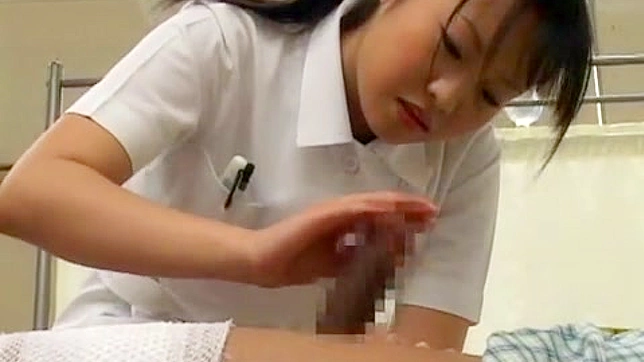 观看精彩的JAV女优望美朝仓、月光蓝和日向小波的火热片段