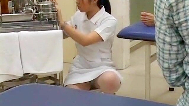 观看精彩的JAV女优望美朝仓、月光蓝和日向小波的火热片段