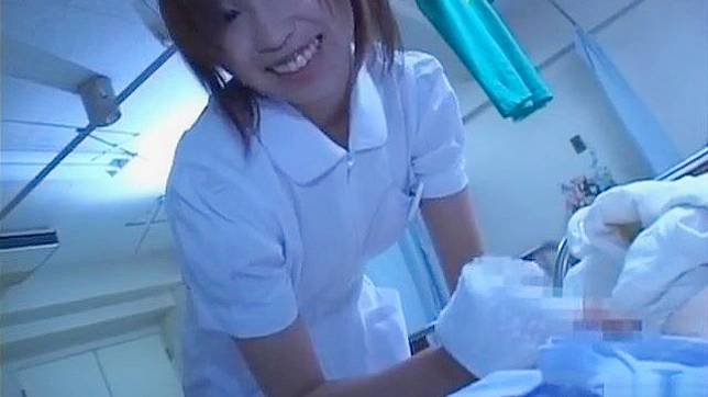 邂逅真心关怀病患的性感JAV护士—带点别样风情！