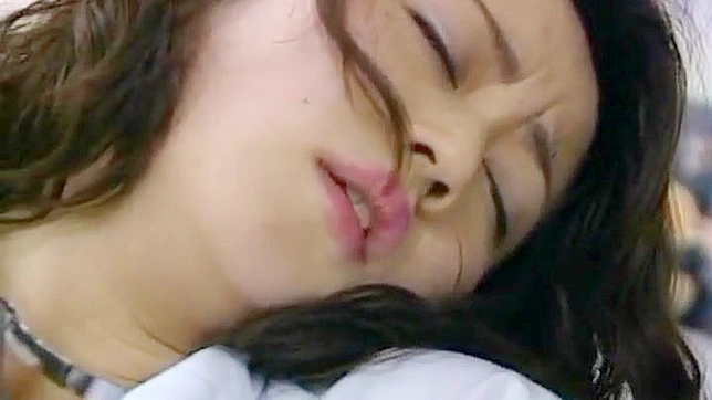 调皮护士口交～病患的美梦成真