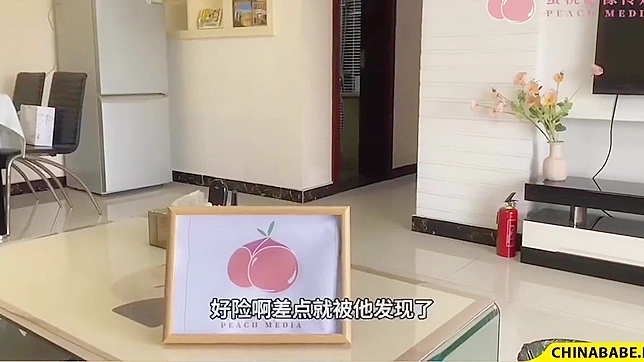 JAV场景释放~性感美女以炽热性爱场面魅惑人心