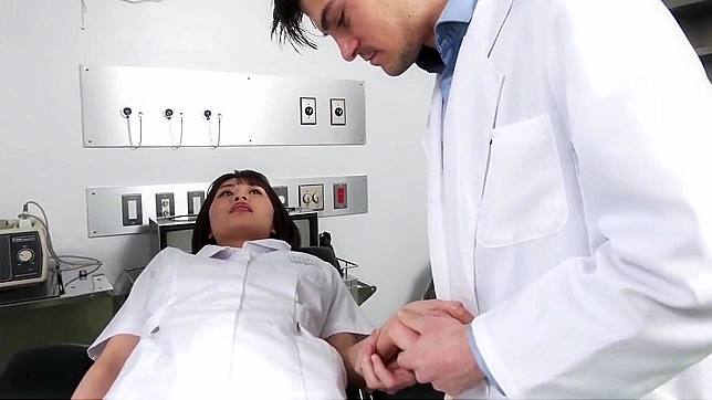 终极高潮来袭~柚子护士震动棒刺激体验