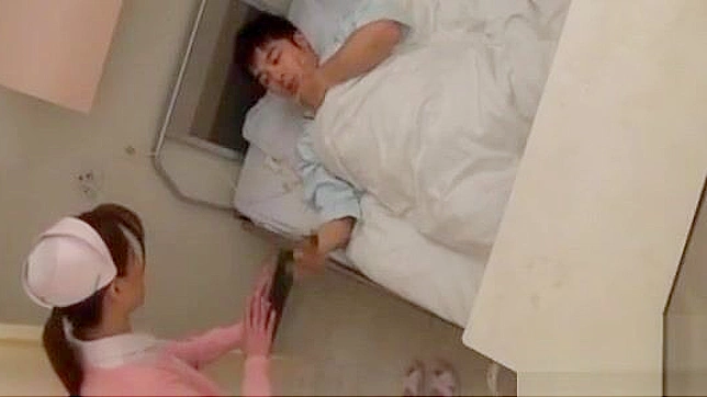 日本护士的狂野性爱场景～准备好迎接难忘体验吧！！