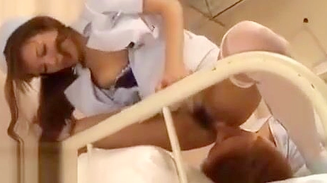 注意！日本护士发现病人自慰~ 必看的调皮医疗角色扮演场景