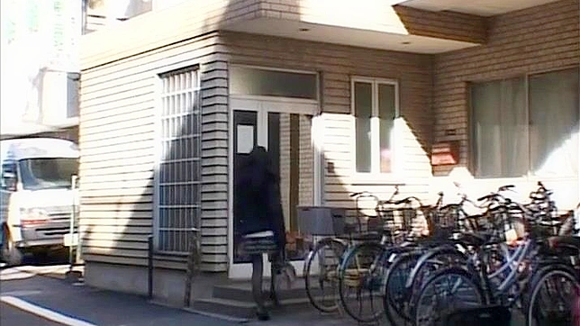 尽情欣赏吧！18岁美姬梦的诱人挑逗秀