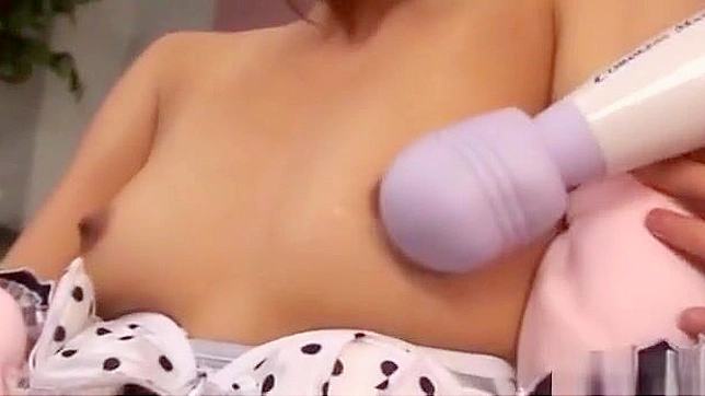 日本女同护士AV揭示她们的调皮秘密！