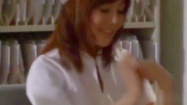 JAV场景～Akina - 情色亚洲女同护士的激情第二部分