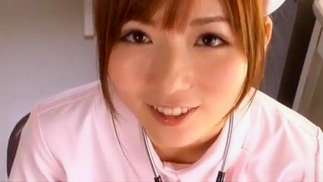 浅仓唯~可爱的迷人日本护士首秀！