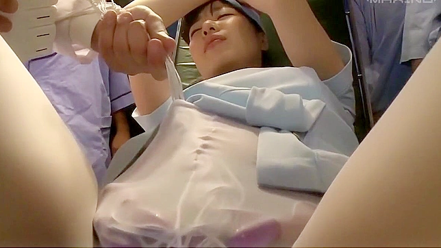 体验日本婊子穿异国护士装的无法抗拒魅力！