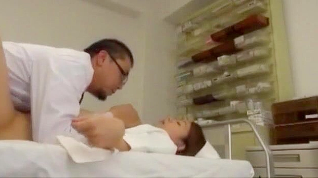 日本诱惑~大津木响、矢吹杏和栗栖江梨香的喷射天堂！