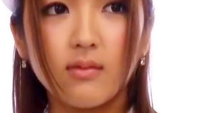 迷失在日式魅惑女巫神崎紫织诱人双眸的蒸汽第一视角颜射JAV片段！