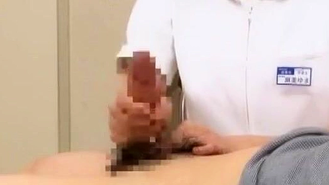 JAV女神浅美由真穿护士服秀丰满巨乳！必看之作！