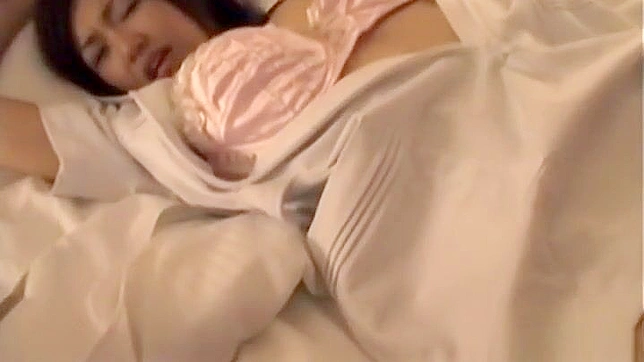 准备好体验最火热的口交场景！性感日系护士JAV电影预警！