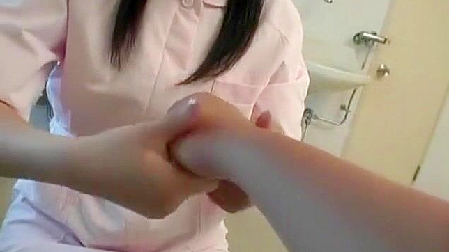 激情狂野性爱，胸部剧烈抖动，阴唇湿透流汁