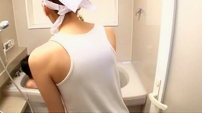 日本热辣护士学妹献上令人难忘的口技享受+18