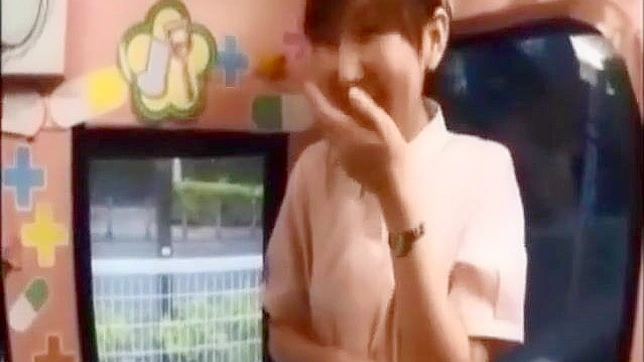 揭秘沮丧护士的性感一面~JAV戏仿视频！