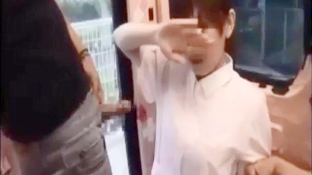 揭秘沮丧护士的性感一面~JAV戏仿视频！