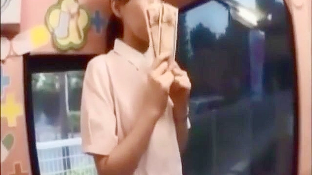 揭秘沮丧护士的性感一面~JAV戏仿视频！