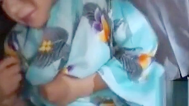 拥抱日本护士的感官艺术：必看口交愉悦时刻