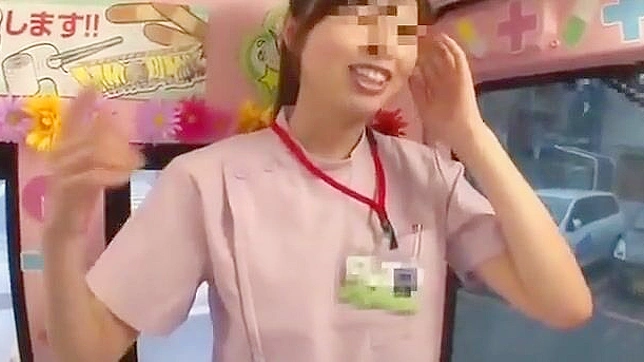 JAV魅惑女郎在医院献上火热口交！