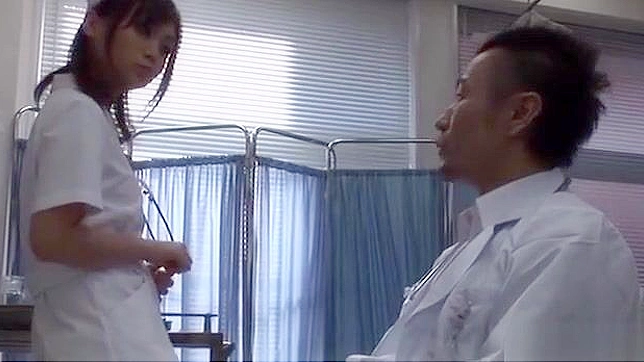 淘气日本护士妹口交硬屌POV视讯体验