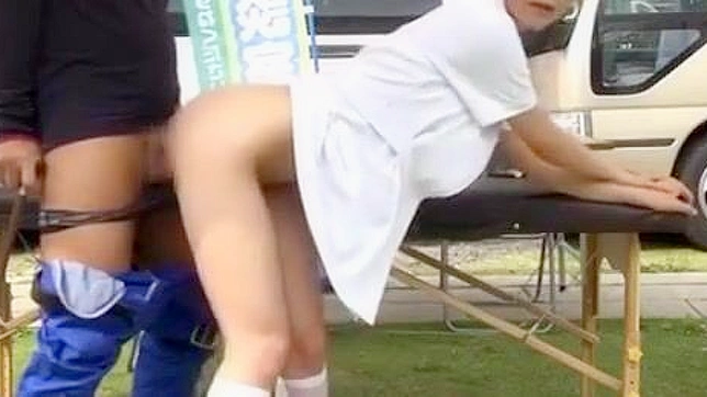 日本美女在最疯狂的JAV视频中狂野表演！（五十多岁魅力女郎点燃屏幕！）