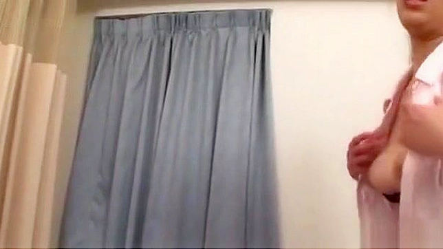 JAV魅惑女郎POV口交震撼无比，邀你体验她的骑乘技能！