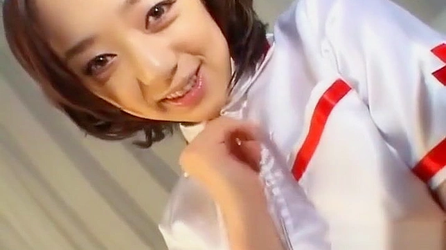 AV偶像~日本护士自慰湿润的阴道第三部