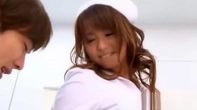 JAV女神Akina的第四部狂野护士角色必看！