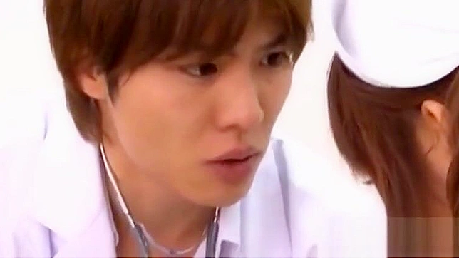 JAV女神Akina的第四部狂野护士角色必看！