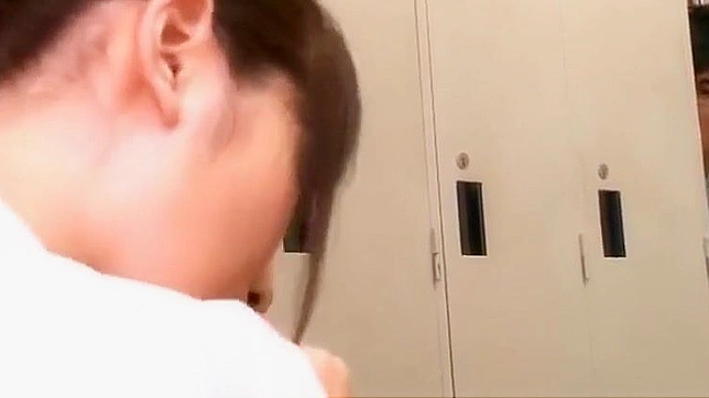 迷人世界：日式熟女护士HINA的诱惑！