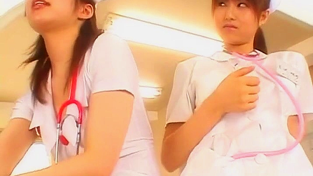 日本JAV护士四人组的疯狂体验~准备好迎接难忘之夜！