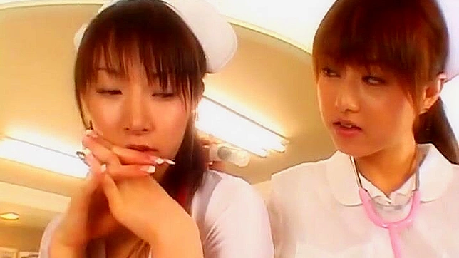 日本JAV护士四人组的疯狂体验~准备好迎接难忘之夜！