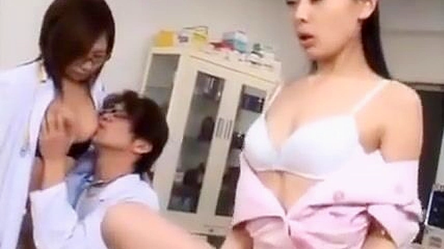 日本熟女护士与医生色情片～医学恋物癖者的终极快感！