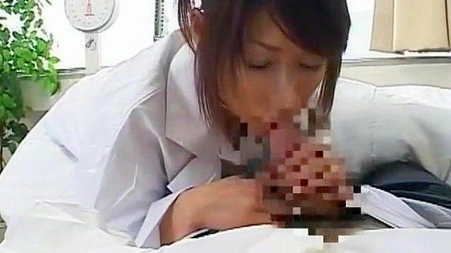 日本魔女奈々夏目在医疗JAV中的诱人舔阴场景！