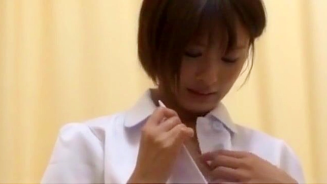 体验JAV女神夏树由纪、泉佐木和桥本优香的狂野护士角色扮演！