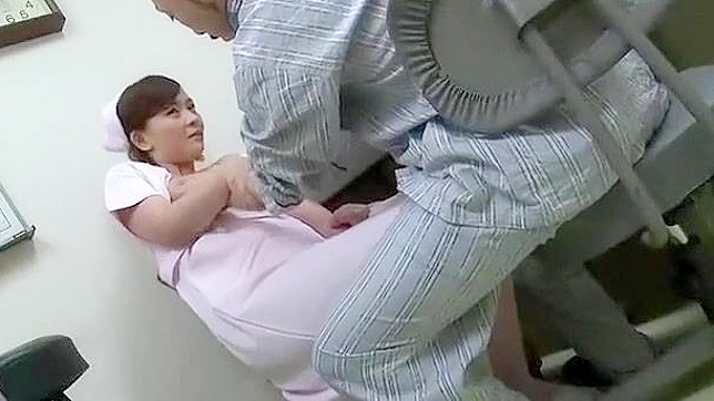 渴望日本美女？快看这个JAV场景中的性感护士！