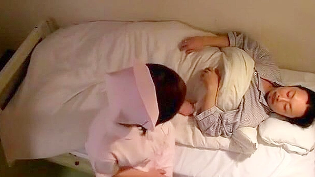 渴望日本美女？快看这个JAV场景中的性感护士！