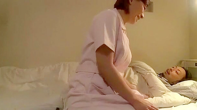 渴望日本美女？快看这个JAV场景中的性感护士！