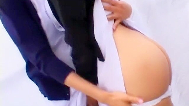 JAV魅惑~丰腴的Natsumi Horiguchi和Ryo Takamiya在异域护士/Nasu中