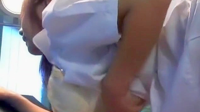 世界艳丽JAV女星~南青山、枫艾露和日菜爱的精彩自慰场景！