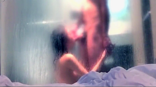 日本女巫与丰腴妻子沐浴：独家第二部分