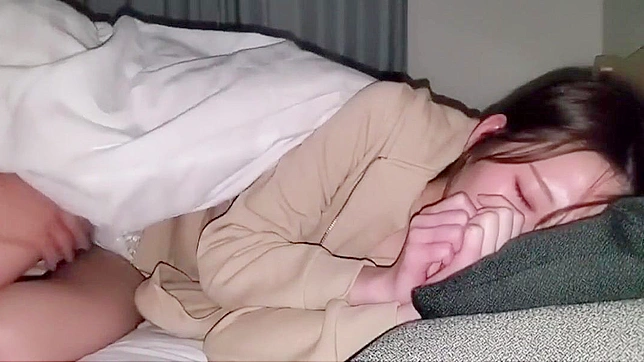 揭秘我们JAV系列中小胸的魅力—迷人亚洲天使的诱惑