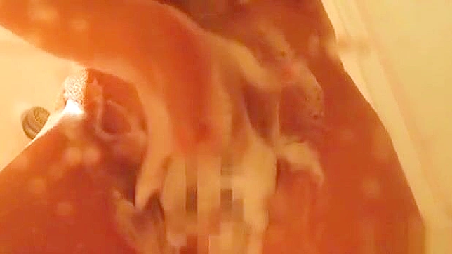 肥皂秀女神香原江梨奈的诱惑表演！仅限勇敢者观看！