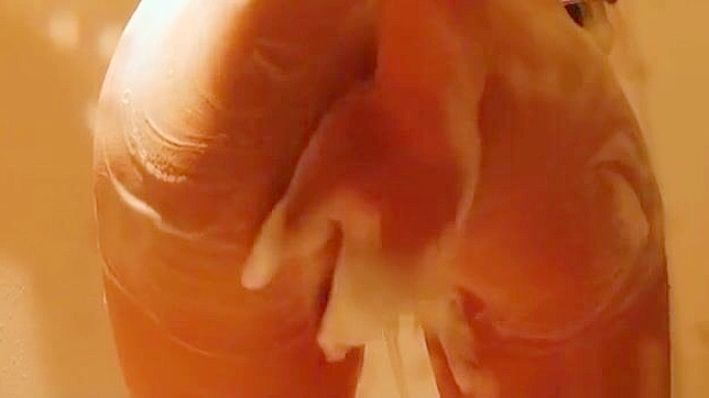 肥皂秀女神香原江梨奈的诱惑表演！仅限勇敢者观看！