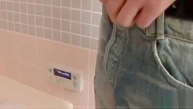 渴望更多吗？来看看原木瞳迷人的口技技巧吧！
